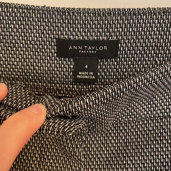 Ann Taylor Pants - Picture 2 of 4